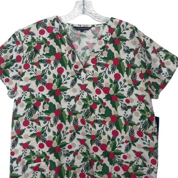 Cassandra O Holiday Print Scrub Top Shirt Womens Small Red Green New - Picture 2 of 9